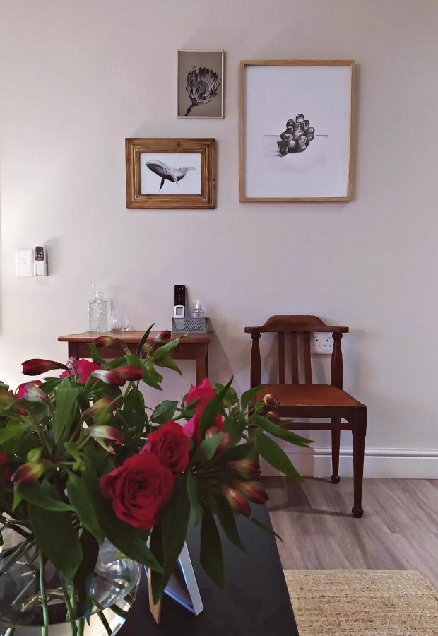 Apartment At Hermanus Waterfront 외부 사진
