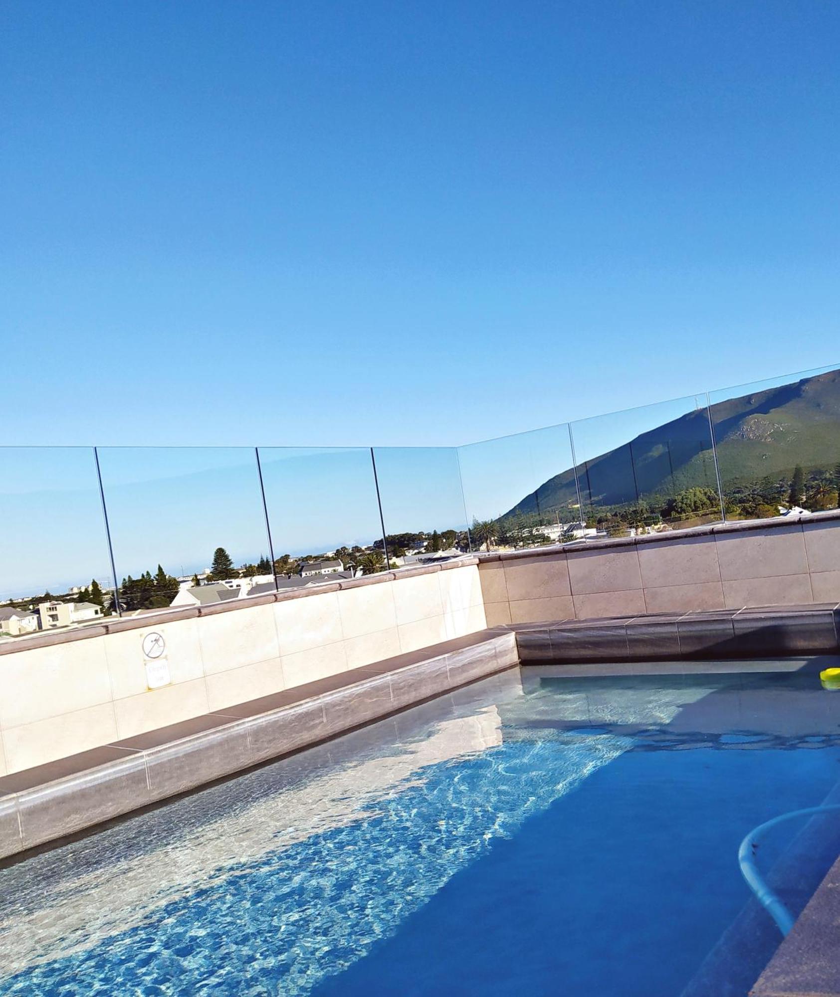Apartment At Hermanus Waterfront 외부 사진